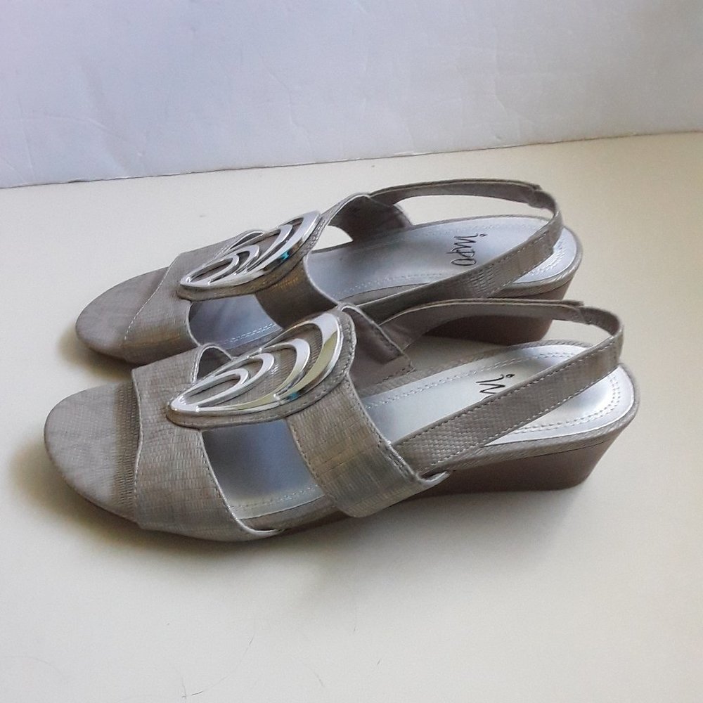 Impo GIL ROY II Sling back Sandals Women Size 6.